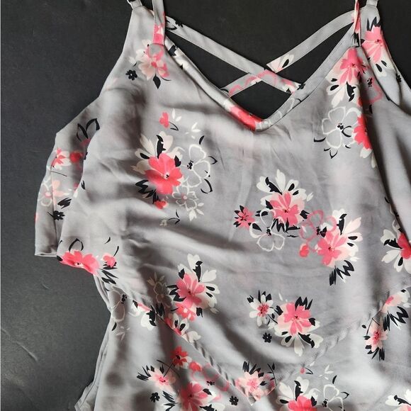 Torrid Floral Tank Blouse - Picture 3 of 8